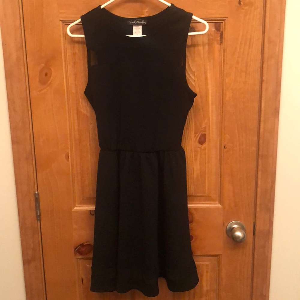 LITTLE BLACK DRESS